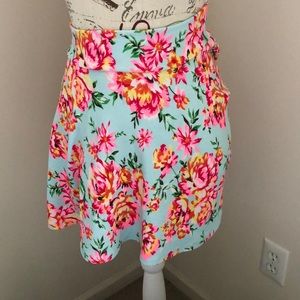 Floral Charlotte Russe Skirt Size Medium Women’s